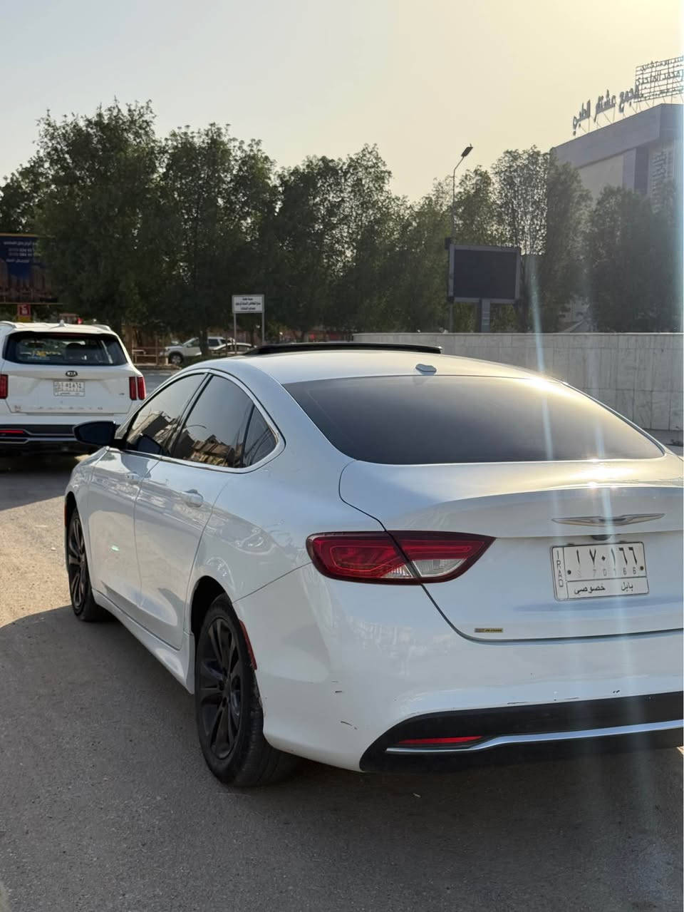 C200 2015 
مكينة 2400 
فتحه 
كشن كهرباء 
رقم بابل حادثها بنيد و ربع الجاملغ 
بدون ايرباك 
مكان السيارة بابل 
***********
السعر 105 و بيها مجال حلة, بابل

