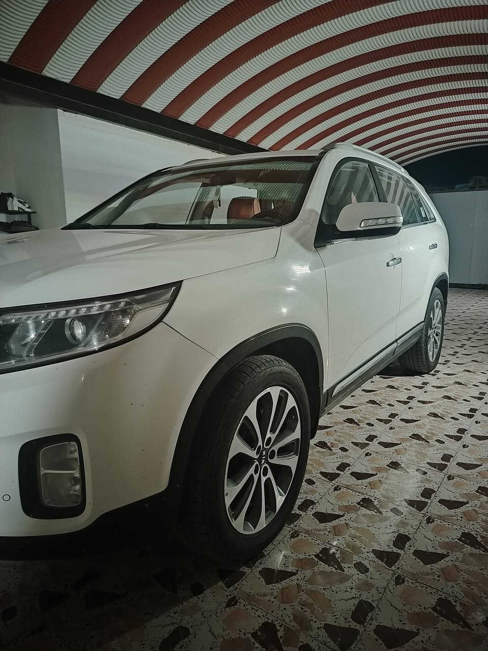 سلام عليكم
سورنتو 2015 خليجي كفاله عامه رقم بغداد فول مواصفات عدا البانوراما محرك V6 ماشيه 114فقط محرك كير كلشي كفاله مكانه الرمادي رقم الهاتف *********** السعر 195
