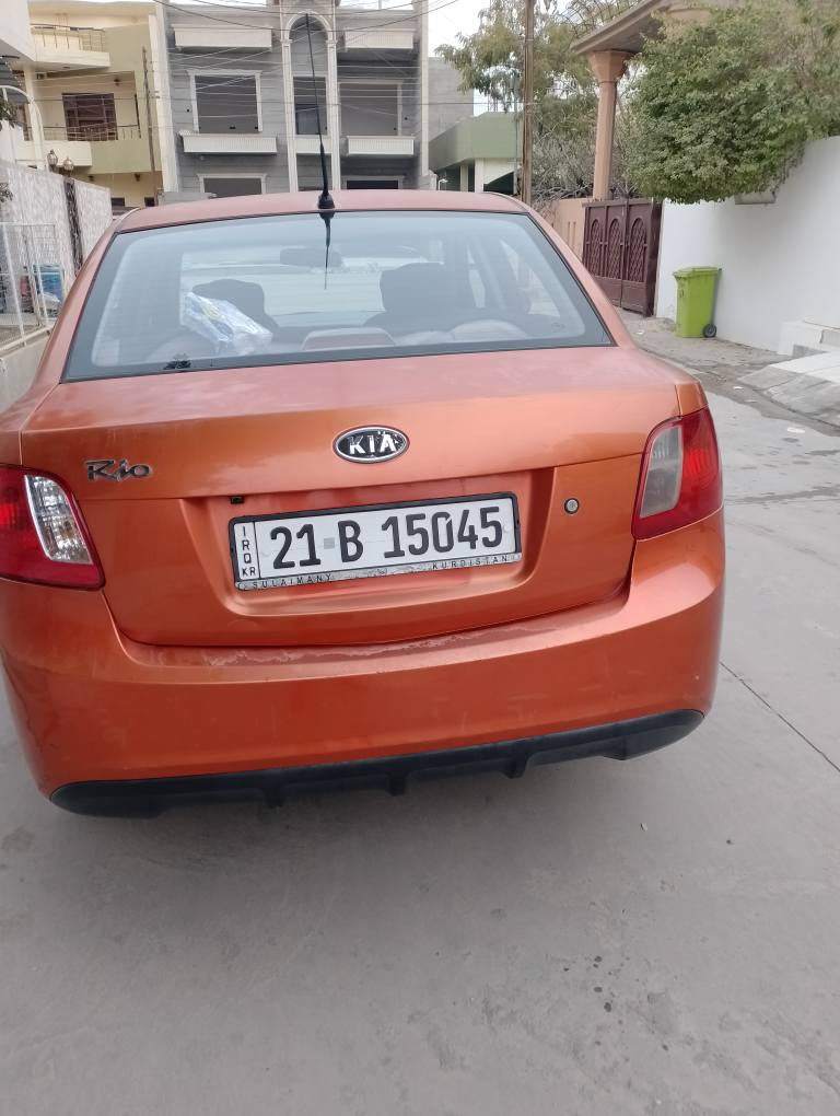 كيا رويو2011سنويه رقم كل جديدبدون صبغ بدون باردكيراوتماتيك 
***********
***********كركوك Honolulu, HI
