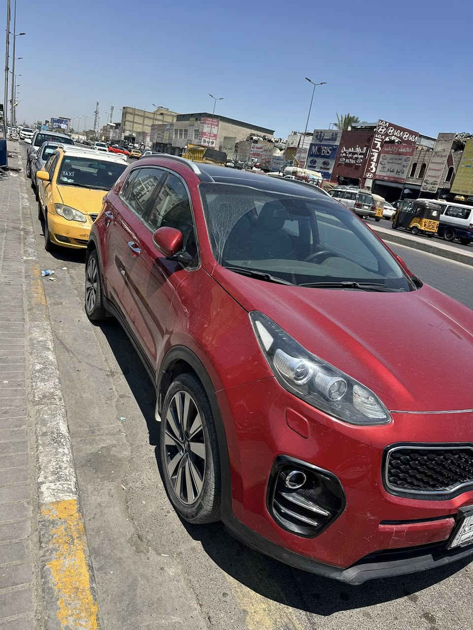 السلام عليكم كيا سبورتج موديل ١٧ رقم بغداد سياره فول ما عد بصمه سعره ١٦٠   ***********
