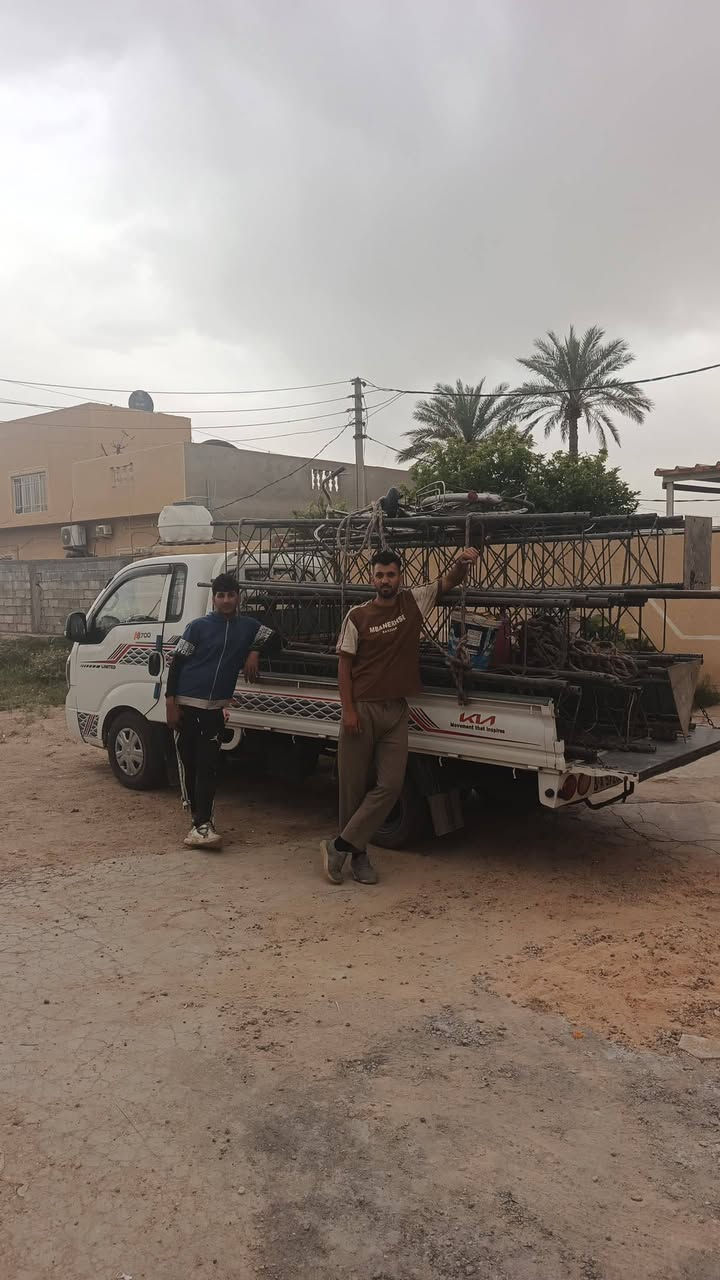 تم بعون الله توصيخ برجهم توفر حديد ابو ال 45 وبال 35 ورباعي توصيل موجود لكافه المحافظات متوفر كادر لتنصيب وفتح الابراج ونقل شغلنا في كافه المحافظات *********** واتساب موجود على هذا الرقم 🔩🔧🪛⚒️🔨📞🛻💪
