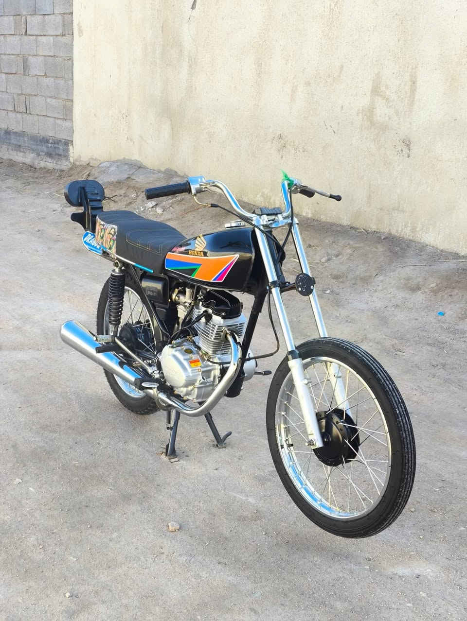 سلام عليكم ورحمه دراجه للبيع مامفتوحه مكان هارثه  +964 782 227 6289


**إذا كنت صاحب هذا الإعلان وتريد حذفه لأي سبب، رجاءا أرسل رسالة إلى الدعم الفني**