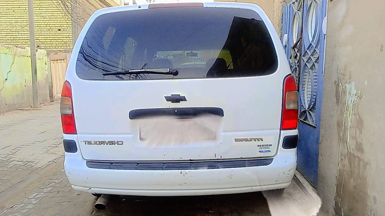 السلام وعليكم شوفر لايت فنجر وارد امريكي للبيع موديل.97
 7راكب سياره نضيفه
كير بلادي 
حداديه جديده
مكينه بلادي
ميكنه 3400
 تخم تاير  جديد
باتري جديد
منضومه حريق جديده
منضومه بريك جديده
فلانجات جدد
سنويه بسمي ل 2028 تنتهي
كهربائيات كلها شغاله
رقم انكليزي بغداد 
كهربائيات نضيفه سياره نضيفه مرتبه كلشي بلادي ونضيف 
السعر 45 وبيها مجال للشراي 
مكاني كربلاء ***********مكلف بل نشر اتصل عل رقم وبيك خير وتدلل كربلاء, العراق
