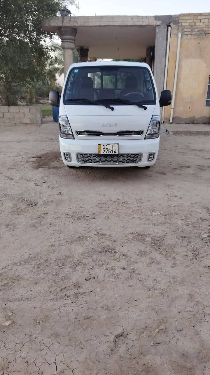 السلام عليكم ورحمه الله وبركاته كيا للبيع كفاله عامه سياره مال بيت جني رقم بغداد تحويل ***********موديل 24 السعر 157 العنوان بغداد الوسفيه
