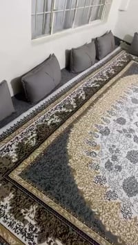 سجاد ايراني • نظيف • دوميس