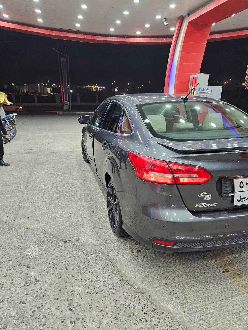 Ford focus 2017 titanium
‎فوول فوول مواسەفات -
‎شاشە گەورە 
‎سەماعە سۆنی - سڵایت- کوشن کارەبا 
کوشن هیتەر -کاڕپلەی - سوکان هیتەر- ناولید ٧ ڕەنگ کامێرا - حەساس- ٤ تایەی نوێ گێڕو مەکینە بەشەرت 

97 مایڵ ڕۆشتوە

***********

سعری 91 وەرەقە و مەجالەکی برایانە أربيل, العراق
