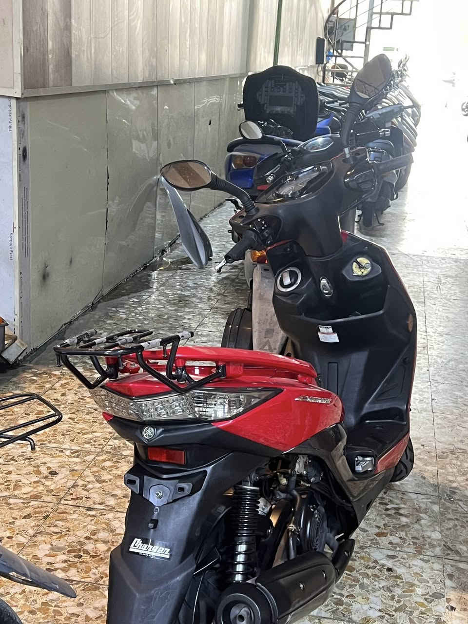 دراجه سكنس لد حديث دراجه جديده صارله شهر نزلتهه ربمه 
السعر13$وبيه مجال بسيط ***********  مكاني بغداد الصالحيه
