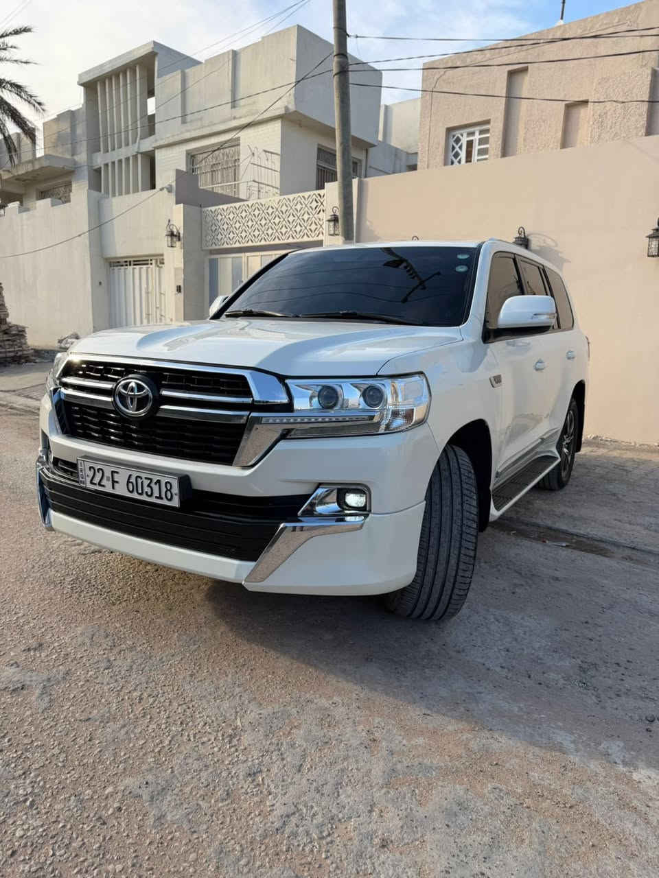 لاند كروز 2021 Gxr ماشيه 65 كفاله جديده السياره بيع فقط مكانه نجف سعرها 550 ورقه ***********
