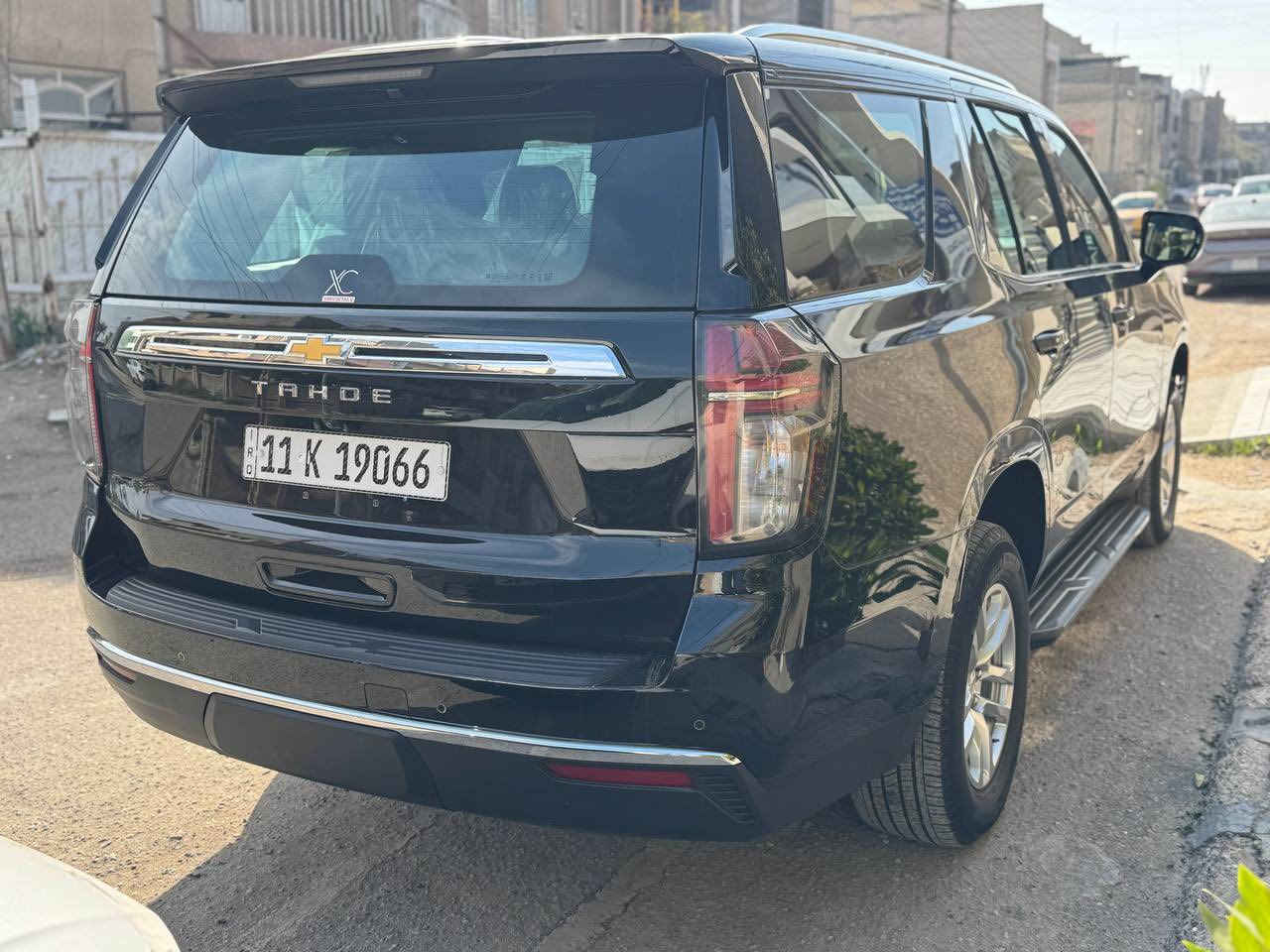 السلام عليكم
اللهم صلي على محمد وال محمد 

شوفرليت تاهو 2023 LS 

السياره جديده كسر كارتون مغفله BBF 

مكفوله كفاله عامه حته من الشخط والتكحيل  ( فقط دبل كود ) 

العداد 38 الف كيلو متر

السياره رقم بغداد بااسمي السياره من زيرو  

السعر 47 الف دولار 

مكاني بغداد الرصافة البنوك شارع الكنيسة

 📞***********
