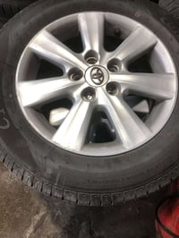 عندي ويل كب كورلا حجم 15 نضيف مابي عواج ولا تصليح اريد مراوس ب ويل عاد...