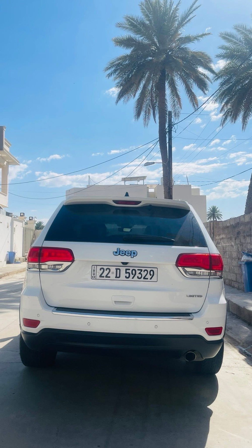 الموديل : 2017 .

المحرك : V6.  3.6L . 



العداد : 101 mil



مكفولة بدون قطرة صبغ بدون تعديل بدون تبديل فقط رصعه بالباب الخلفي وعلى وضعها 



مواصفات



بصمه تشغيل 



بصمه ابواب



تشغيل عن بعد 



اشاير المري



صندوق كهرباء



رادار جانبي وخلفي



زراك لايت امامي



توقف ذاتي 



كشنات جلد لون بيجي 



كشنات تدفئ تبريد 



كشنات كهربائي



كشنات خزن ميموري 



شاشه كبيره +كامره دواره



 فتحة قطعتين



ستيرن قفل عند الاطفاء تحكم جهتين



شفتات ستيرن +نضام سبورت +ايكو



ستيرن كهربائي



ستيرن تبريد وتدفئة



تبريد قطعتين 



رقم اربيل بأسمي تحويل نفس اليوم



سنوية جديده هزة وبراد جديده



كير ومحرك مكفولات



مكان السياره ( طوز خورماتو - كركوك )



السعر (235)



رقم الهاتف : ***********