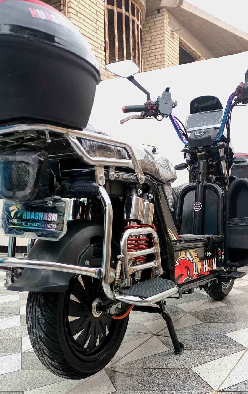 السلام عليكم
 للبيع جبلي هيوشه 2025غني عن تعريف 
4سرع+مثبت سرعه+دبل اشارع+Rرجوع للخلف
نضام فتح جنطه عن طريق.جهاز. 
تشغيل بصمه اصبع+بصمه عن بعد 
نشرات يدات بريك +رقم ضوئي 
سماعات ام بي ثري دي جي+ستيرن ملون 
دبل سويج +دبل بصمه تشغيل عن بعد 
6باتري بطاريات  فول شرط فحص
ماطور نظيف جدا 
سعر 750بي. مجال جدا بسيط بدون احراج 
 عنوان صقلاويه شهداء الثانيه 
او مول فلوجه  📍🚩
(تريد تشتري خاص مارد ع تعليقات)
استفسار اتصال &
***********
***********واتساب
