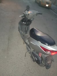 دراجه بريز للبيع مكفوله من كلشي مال رمبه نضيفه السعر ٥٧٥ وبيها مجال بغ...