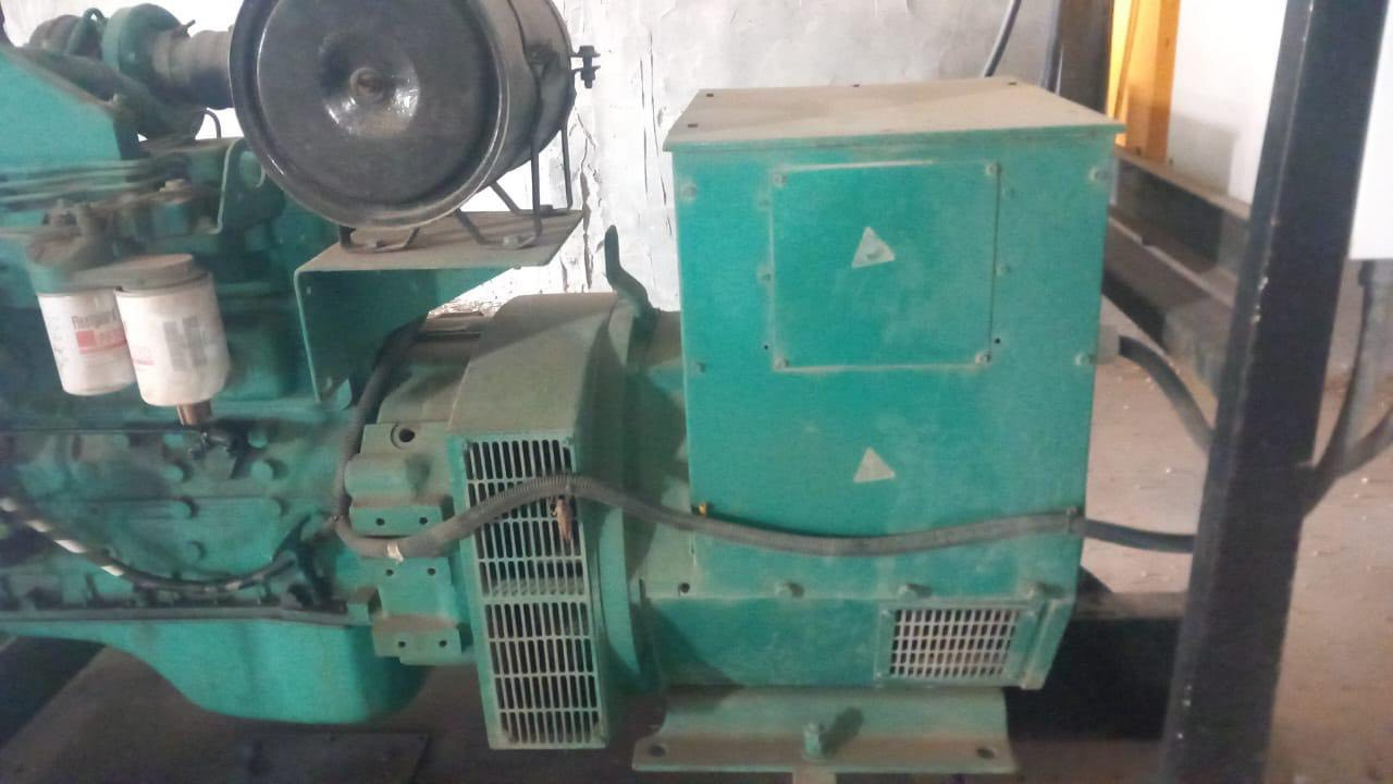 مولد البيع 150 كيفي برغي واحد مامفتوح بيها اعدة نشر بسبب وعد الكاذبة  للستفسار ***********
