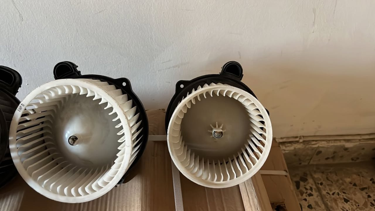 سلام عليكم 
محل بلال لتبريد مجاور شركه العقابي خلف القصر الابيض 

يوجد قطع غير التبريد 
مع ضمان العمل موسم كامل 
***********
***********
واتساب اتصال
