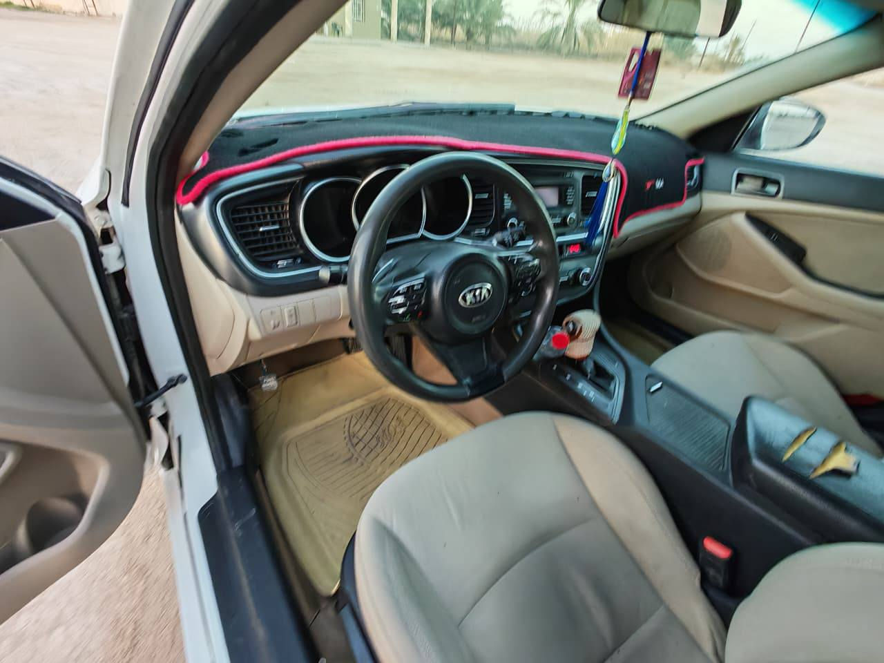 اوبتيما رقم مثنى 2015 خليجي بيها بنيد وصفحه صبغ بدون داخل بسمنه سنويه جديدة رقم نكليزي 
***********
