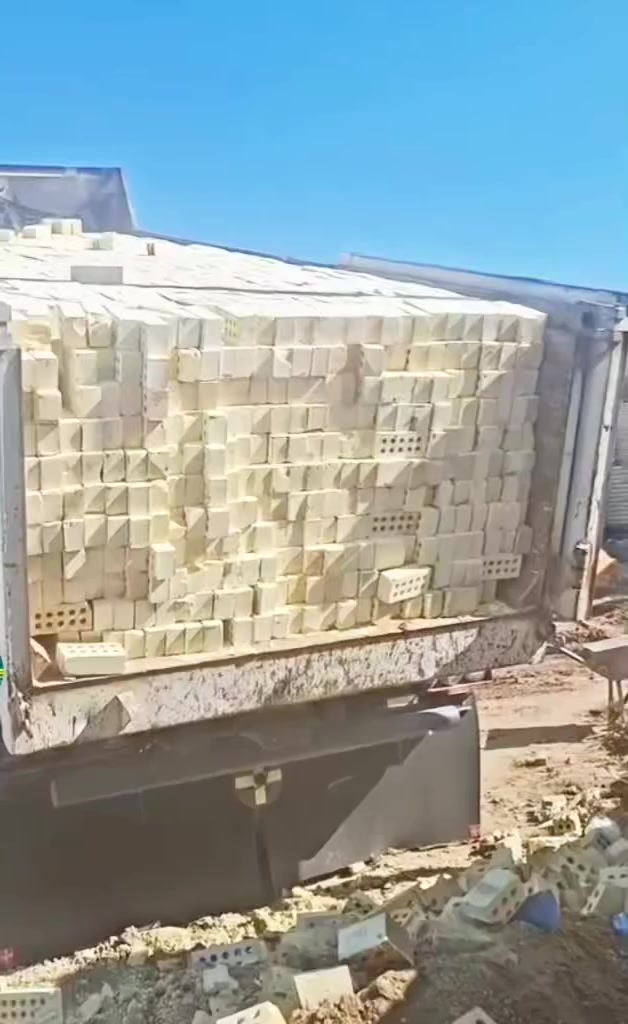 ﷽ فرصة العمر، للطابوق الجمهوري راح انطيكم الاسعار حسب محافضاتكم وتأمرون امر لكن هذا الاسعار فقط لثلاث ايام وشرط الطابوك ليوصلك اذا ميعجبك ترفضه اليكم الاسعار 👇🏻
بابل ونواحيها  سعر السكس.... مليون 
كربلاء  ونواحيها سعر السكس مليون
النجف ونواحيها +المشخاب مليون و 50
الديوانيه ونواحيها السكس، مليون و 100
الناصريه ونواحيها  السكس مليون و 200
الفلوجه الحصوه الخالديه السكس مليون     ***********
للبصره فقط سكيب ال18 الف 3 ملايين    ***********
بغداد ونواحيها التك واصل 530
واهلا وسهلا بكم خلال هذه الثلاث ايام فقط 
بعدها الاسعار كلش غاليه لان لا نفط ولا احراز ثنينهم خلصن 
التوصيل على مدار، الوقت امع كادر ابو مصطفى الهلالي ❤
