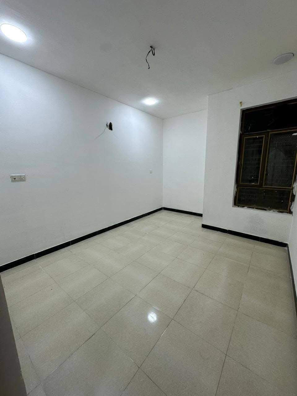 للأيجار في #السيدية
مشتمل مساحه 50متر مودرن   ✔️

يحتوي على 2نوم وصاله ومطبخ وخدمات 🔶

 موقع السيديه شارع التجاري مربع الاقتصادين📍

_______________________________________

للأستفسار اكثر تفضلو بزياره مكتب الطائي للعقار 💎

السيديه شارع المركز عماره شركه السراب للمطابخ ✔️

او الأستفسار ع الارقام ادناه 📞↘️↘️ (متوفر واتساب )📌🔛

***********
