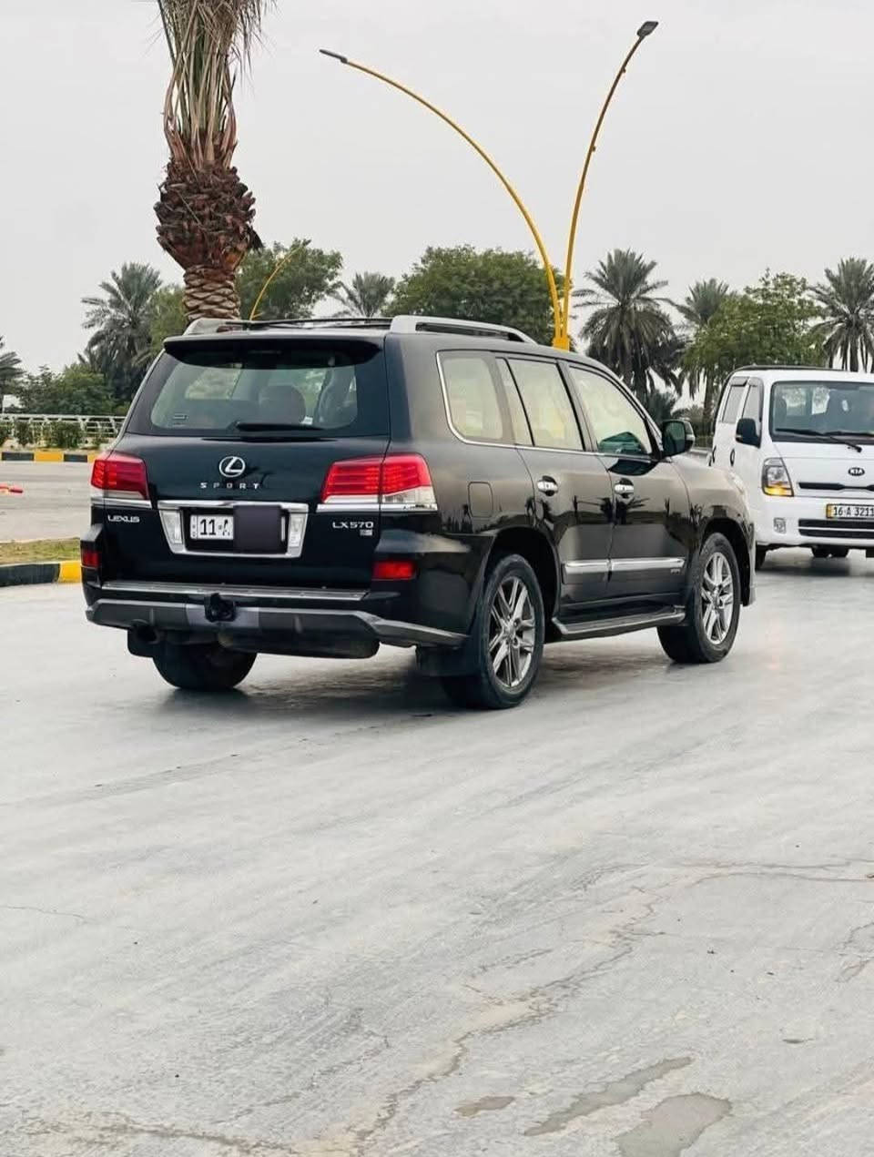 لكزس موديل 2014 بريم
كفاله عامه من صبغ  والتبديل 
فول مواصفات واحد ع واحد
محرك 5700 ماشيه 170الف
رقم بغداد دولي 
بيع او مراوس حسب القناعه 
جاهزه محرك كير حداديه تخم تاير 
عنوان بابل تلفون *********** سعر 360
