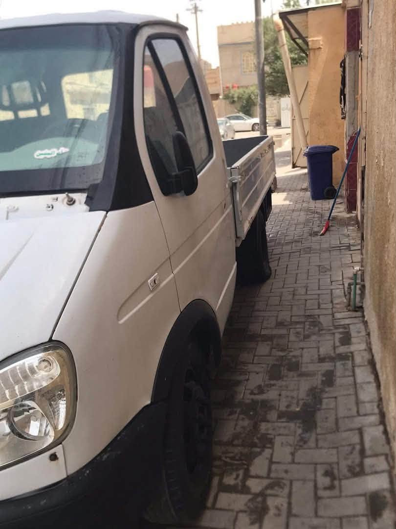 سلام عليكم خوان كيه فولكه كازيلو سياره جاهزه مجهزه من حداديه من اكسن محرك و كير مال كيه 3000 كله جديد و نضيف غرفته حلوه و كامله رقمه بصره صدامي سنويته ضايعه راعيه موجود يمي بل بصره عنواني بصره سعر 26 ورقه وبيها مجال الشراي رقمي ***********
