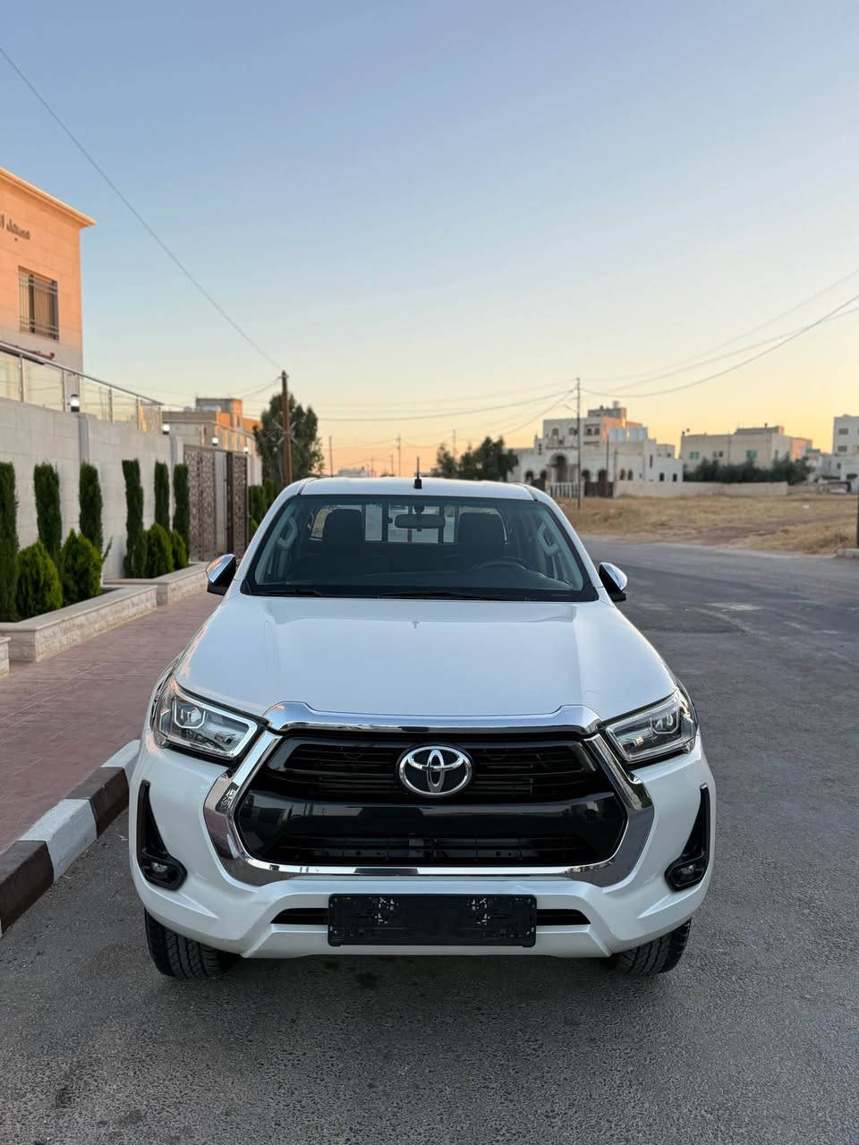 تويوتا هايلكس 2022 4X4 وارد المركزية
مالك اول من الشركة
فل كامل ( جير اتوماتيك ) 
فحص كامل كرت ابيض 
دهان الشركة ولا حبة دهان 
ترخيص سنة كاملة 
4 فردات كوشوك يوكوهاما جداد 
البكب بحالة الوكالة 
الله يبارك لصاحب النصيب 
ت : 0795689897 ابراهيم الطويل عمان, محافظة عمان


**إذا كنت صاحب هذا الإعلان وتريد حذفه لأي سبب، رجاءا أرسل رسالة إلى الدعم الفني**