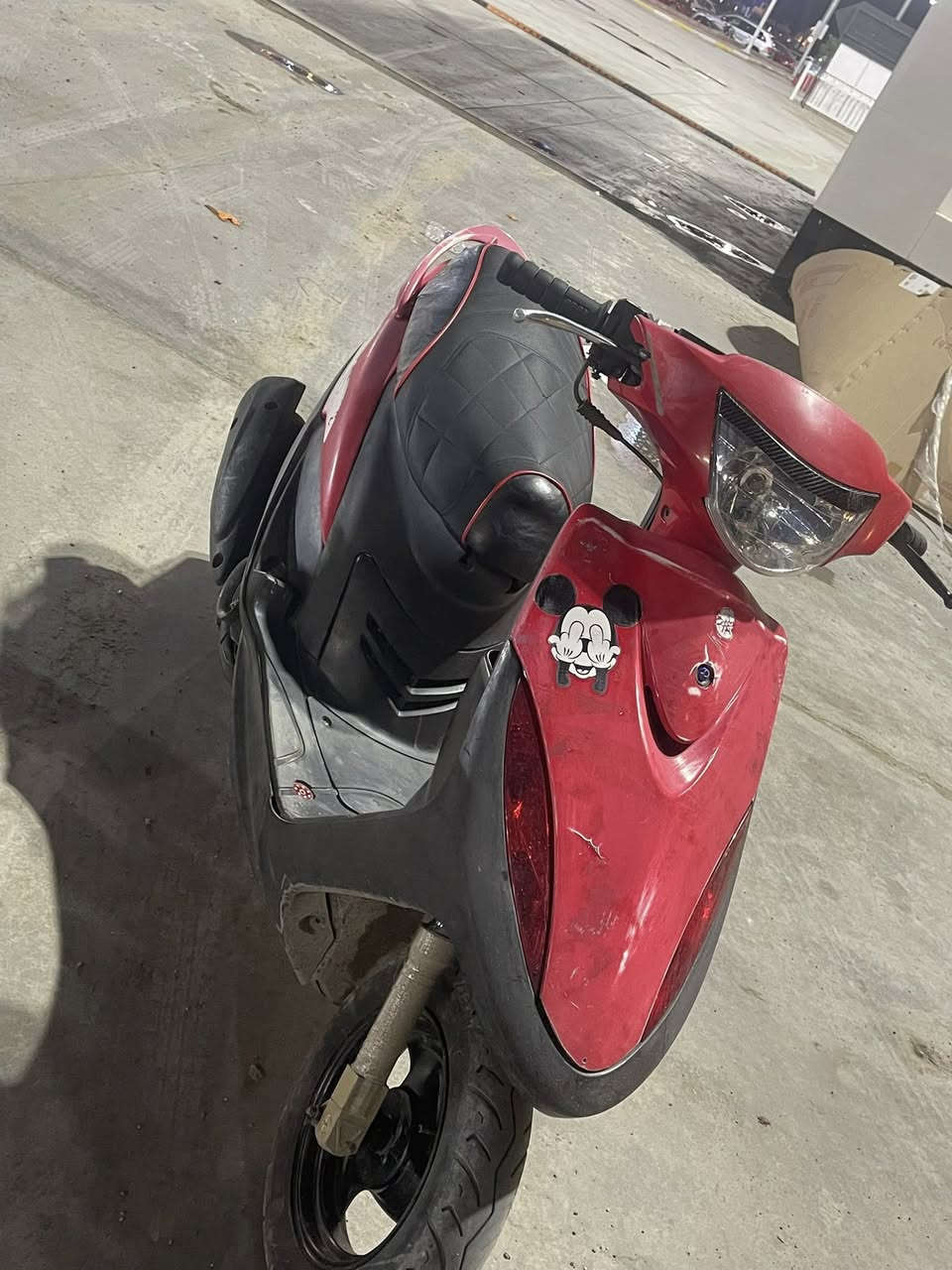 السلام عليكم عدله للبيع او مراوس بلاديه برغي مامفتوح بيهاا كامله من كلشي اي نقص مابيهاا شلعه ومعدل تخبل كهربائيات كلهاا كامله السعر 850  بيهاا مجال او مراوس مكاني بغداد الغزاليه ***********
