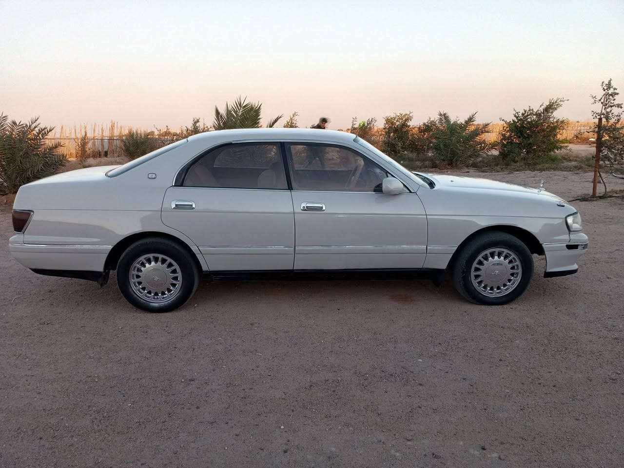 سلام عليكم بطه موديل 93 رقم بصره 14نكليزي سنويه مجدده لل 30 ابسمي مكينه وكير بلكارتون مكفوله من الكص والنقل وضربه القويه السعر 50وبيه مجال كهربائيات شقاله حداده حلوه طخم تاير مكاني بصره سفوان شراي يتصل ***********
