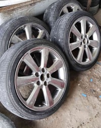 طقم جنوط • مع اطارات • سوق الشيوخ