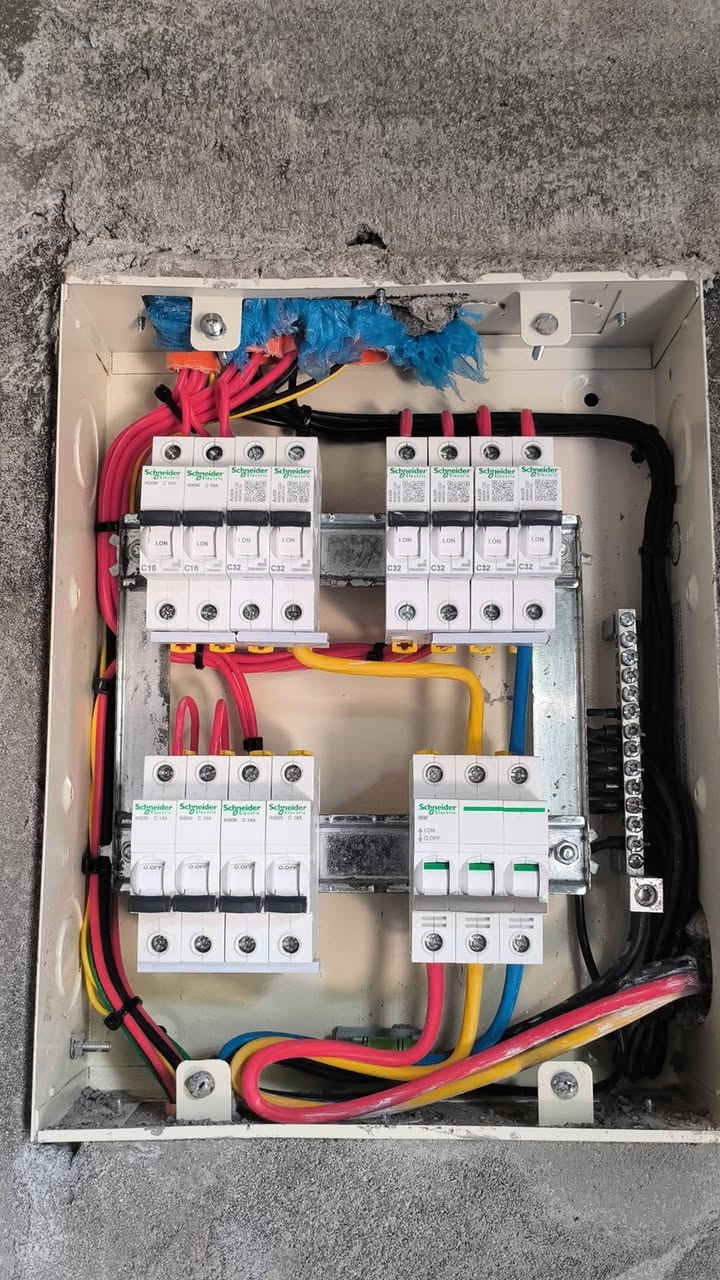 عمل كهرباء البصره ***********
