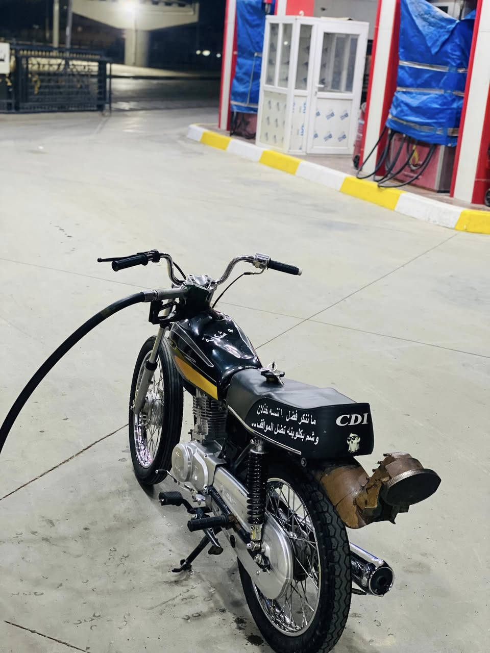 سلام عليكم  دراجه نامه اصلي برغي 10 باركود محرك مامفتوح  ماعوزها شي بس تانكي بي ضربات للبيع أو مرواس باكامله سعر 540 وبيه مجال الشراي ***********
