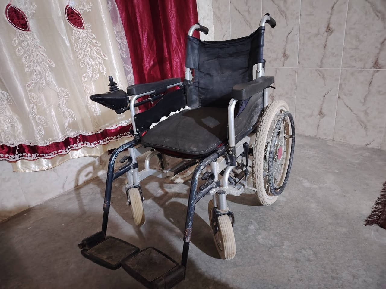 ***********٪.      3500
