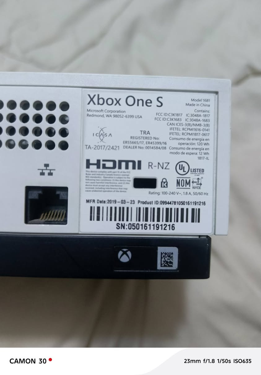 اكس بوكس وان S
فارغ بدون ملحقات فقط اقراص اثنين 
شغال وعالفحص 
السعر 75 توصيل مجاني لكل محافظات العراق


**إذا كنت صاحب هذا الإعلان وتريد حذفه لأي سبب، رجاءا أرسل رسالة إلى الدعم الفني**