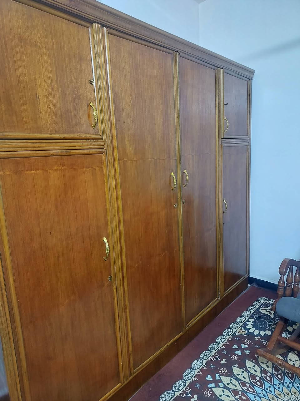 كنتور اربعه بيبان مستعمل للبيع مكاني بسريدات يم سيطرة الشعب القديمه التواصل خاص او على الرقم ***********
