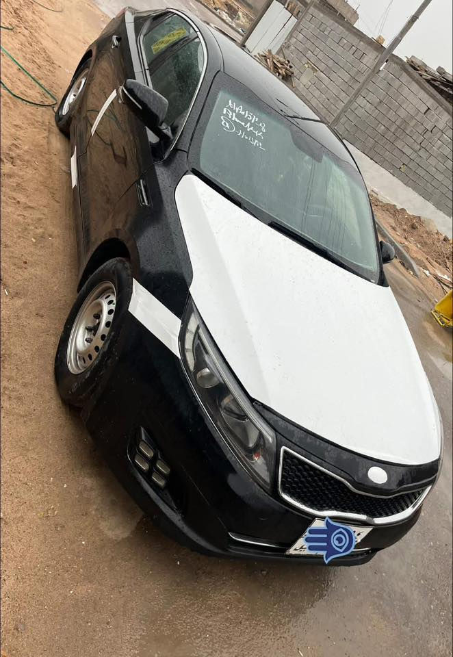 أوبتيما 2015 متوم أربيل كص جنطه مكينه ألفين دوش بانزين 
السعر 50 وبيه مجال قليل قليل 
***********
البصره
