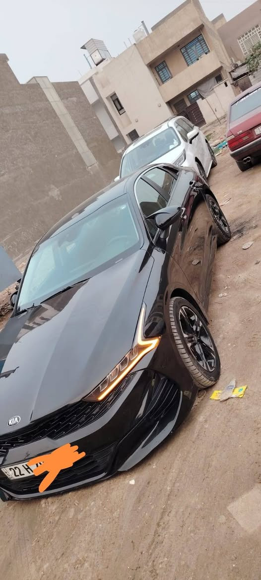 اسلام عليكم سياره للبيع ماعرف تفاصيلها مكلف بنشر اتصل ع صاحب رقم وفتهم منه ***********
