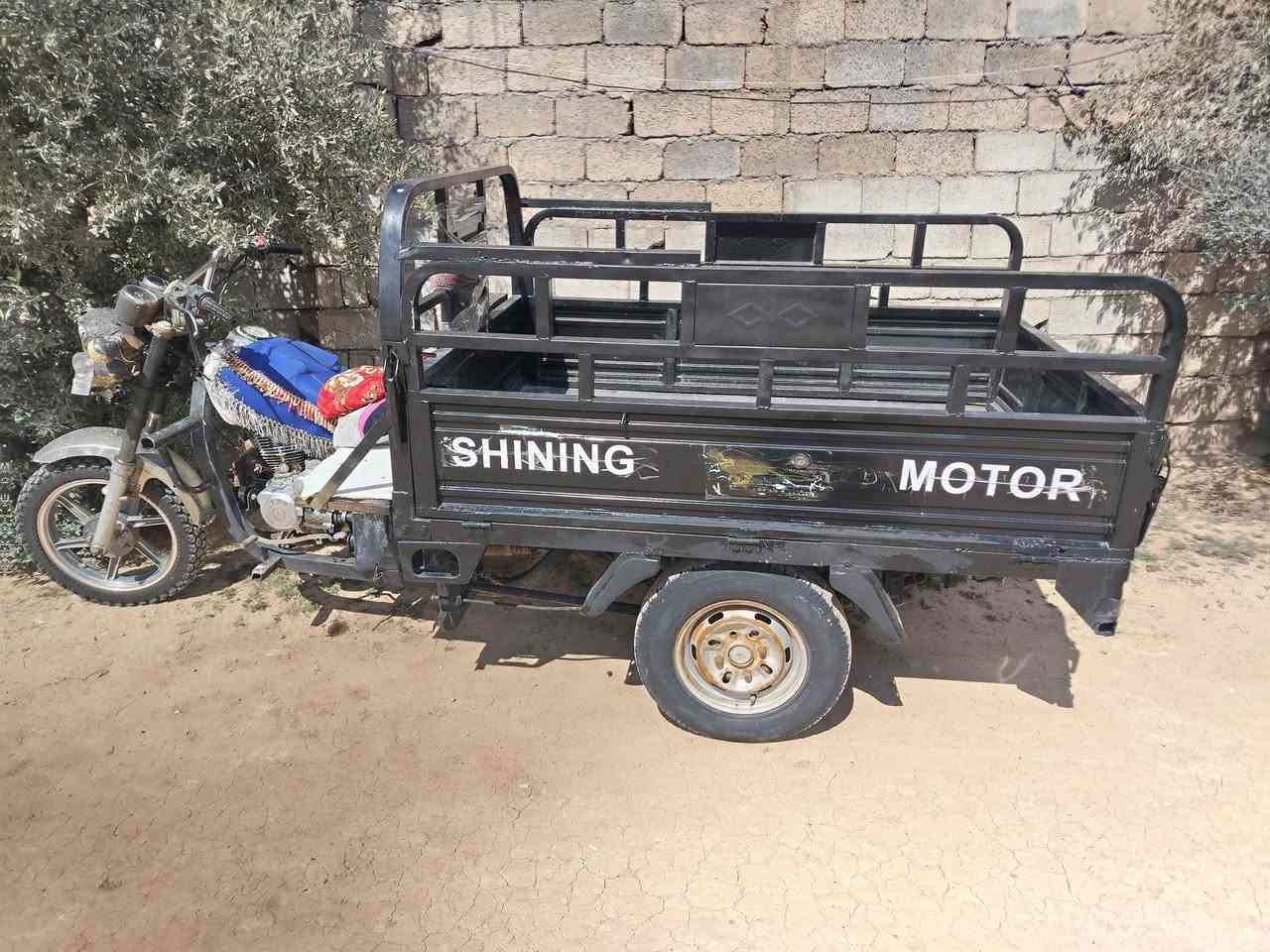 السلام عليكم ستوته للبيع بسعر مناسب موديل 17 محرك نضيف كلشي مبدل جديد شغاله نكره سلف
***********
