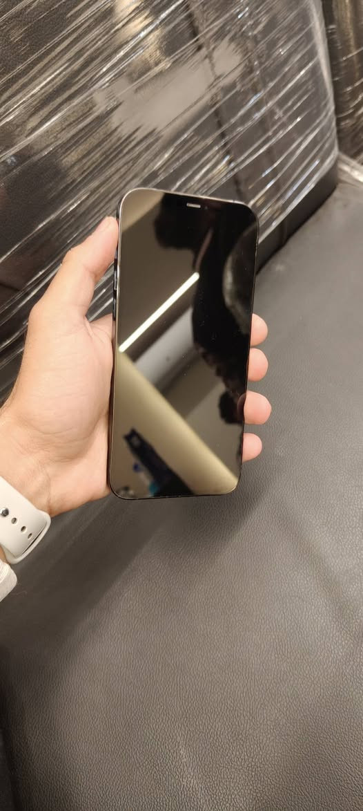 ايفون 12 برو ماكس
ذاكرة 512
بطاريه 73
كلشي ماا مبدل بي شرق اوسط جهاز نضيف حيلل
السعر 475.000 و بي مجال
للأستفسار اتصل *********** بي واتساب
