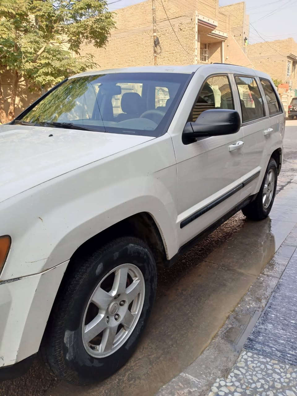 جيب 2008 رقم بغداد مكانها بغداد كفائات العبيدي 
السعر 90 بيها مجال 
تفاصيل اكثر اتصال بصاحب ‬السيارة اني مكلف بالنشر 

‭0770 086 3020‬
