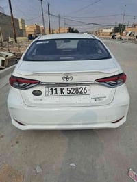 كورلا هايبرد موديل 2025 ماشية  2700 كفالة عامة متوازي على بيعتها عندي ...