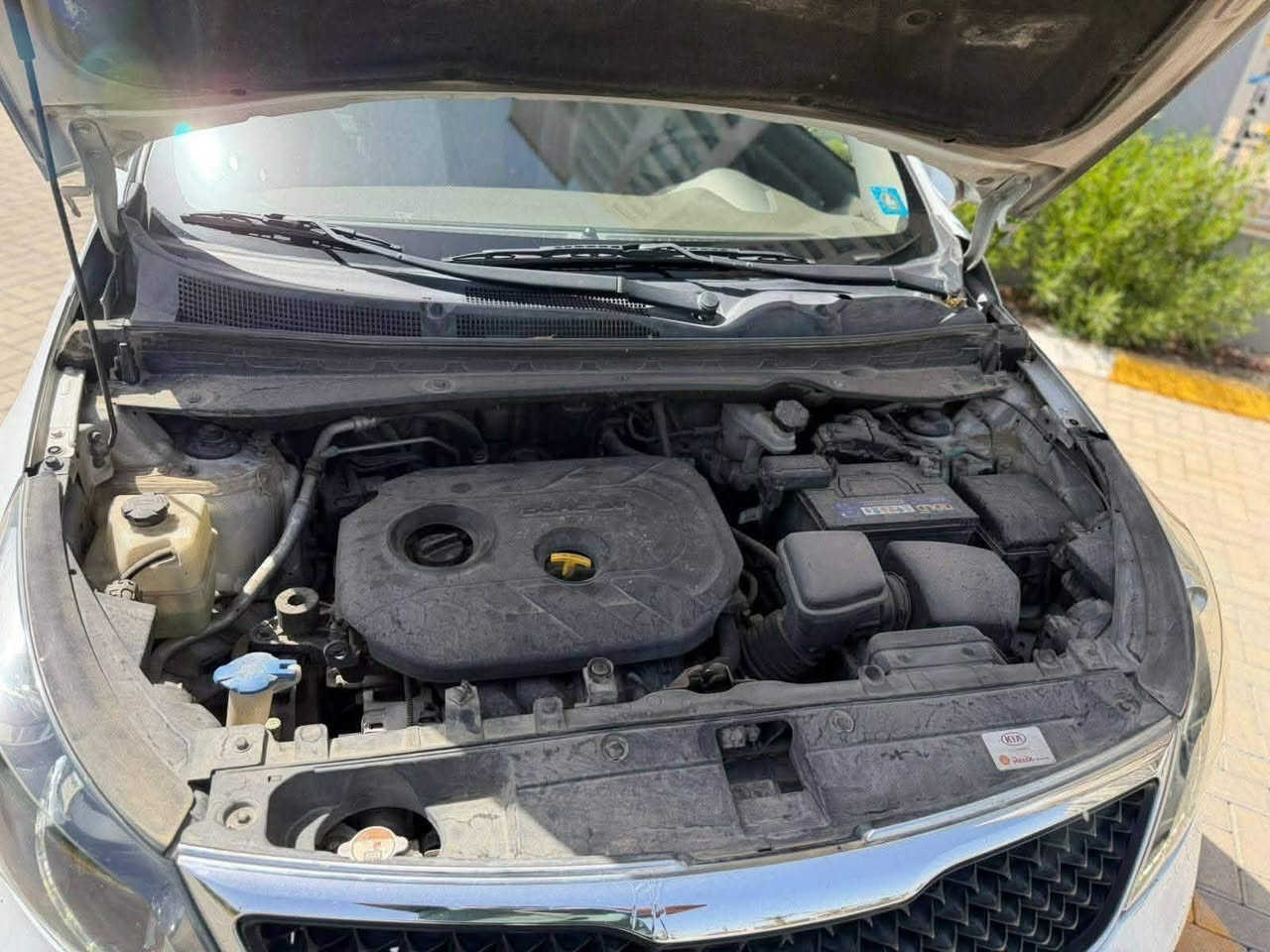 للبيع كيا سبورتج ٢٠١٦ محرك ٢٠٠٠  رقم بغداد مع نشر الصور والسونار السعر ١٥٥ ورقة وبيها مجال اتصال *********** او ***********
