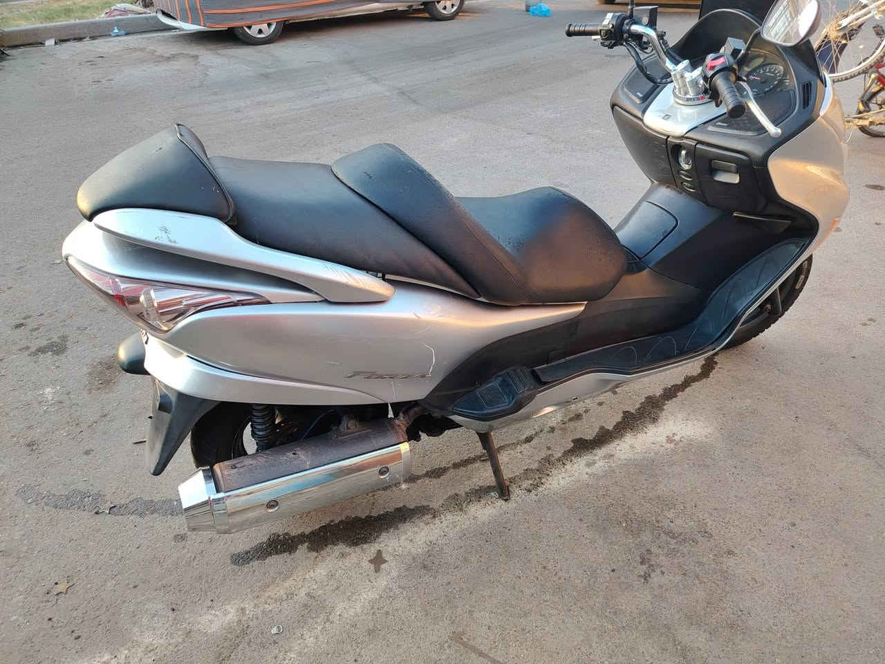 سلام وعليكم 08لبيع بصمه دراجه جديده مفتوحه السعر 1250وبيه مجال لشراي يتصل رقم ***********عنوان بغداد حي القاهرة
