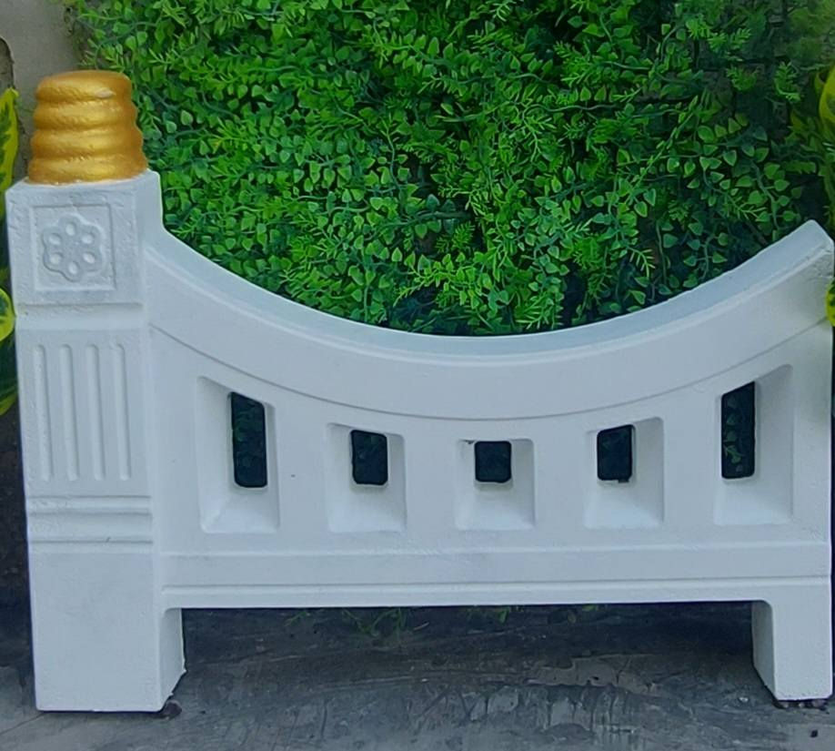 (اللهم صل على محمد وال محمد )
السلام عليكم يتوفر للديكور حدائق وتوصيل الباب البيت استفسار مراسل الصفحة او الاتصال على الرقم ***********
