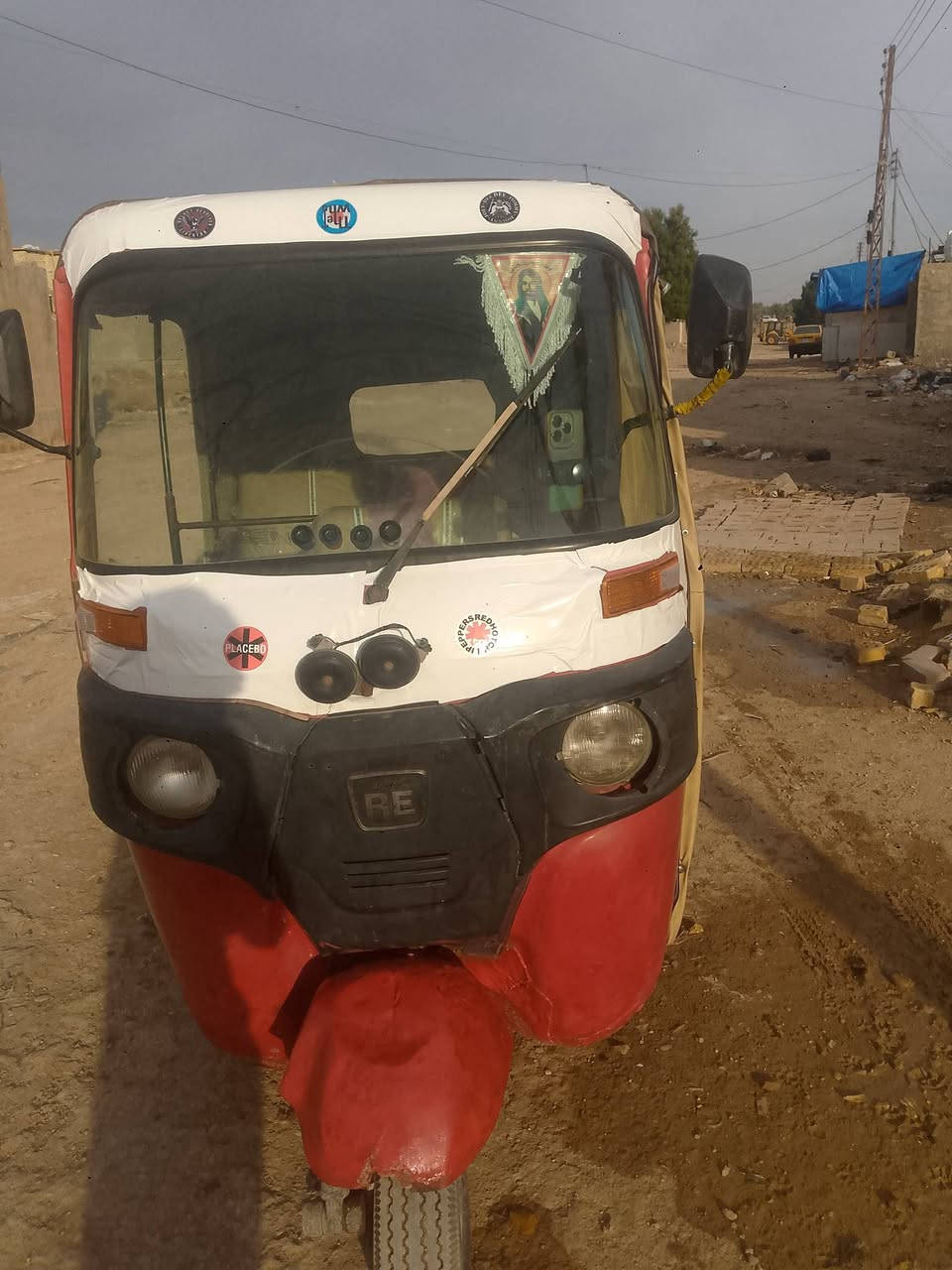 سلام عليكم تكتك للبيع
موديل 2017 شهر 10
مكينة 20 اوراق اصولي نضافة فول 
مكان سياحي سعر 3 ملاين  وبها مجال متوفر واتساب ***********
