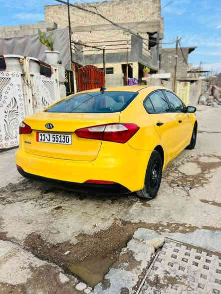 سلام عليكم للبيع كيا فورتي موديل 2015 محرك دوش خير من الله سياره حادثها بنيد وجاملغات الاماميه ثنين كشنات جدد صدرها جديد رقم دولي هزه جديده سياره مكانها بغداد الكماليه سعر شده وبيها مجال رقم هاذ تصل وتعال كلبها وتدلل ‭0770 529 9601‬
