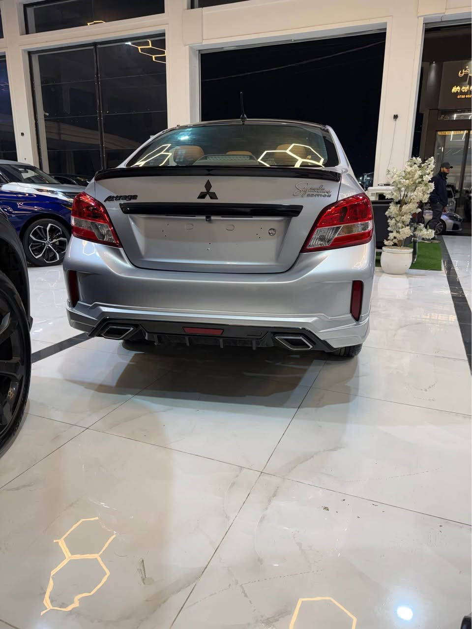 Mitsubishi attrage 2023 
Full mwasafat

خليجي
كير و محرك و برد كزوز شرط
دوو بارجه سبوخ 
بئ ژوور
ارباك سيستم

سعر ٩٤$

رقم تلفون ***********

*********** أربيل, العراق
