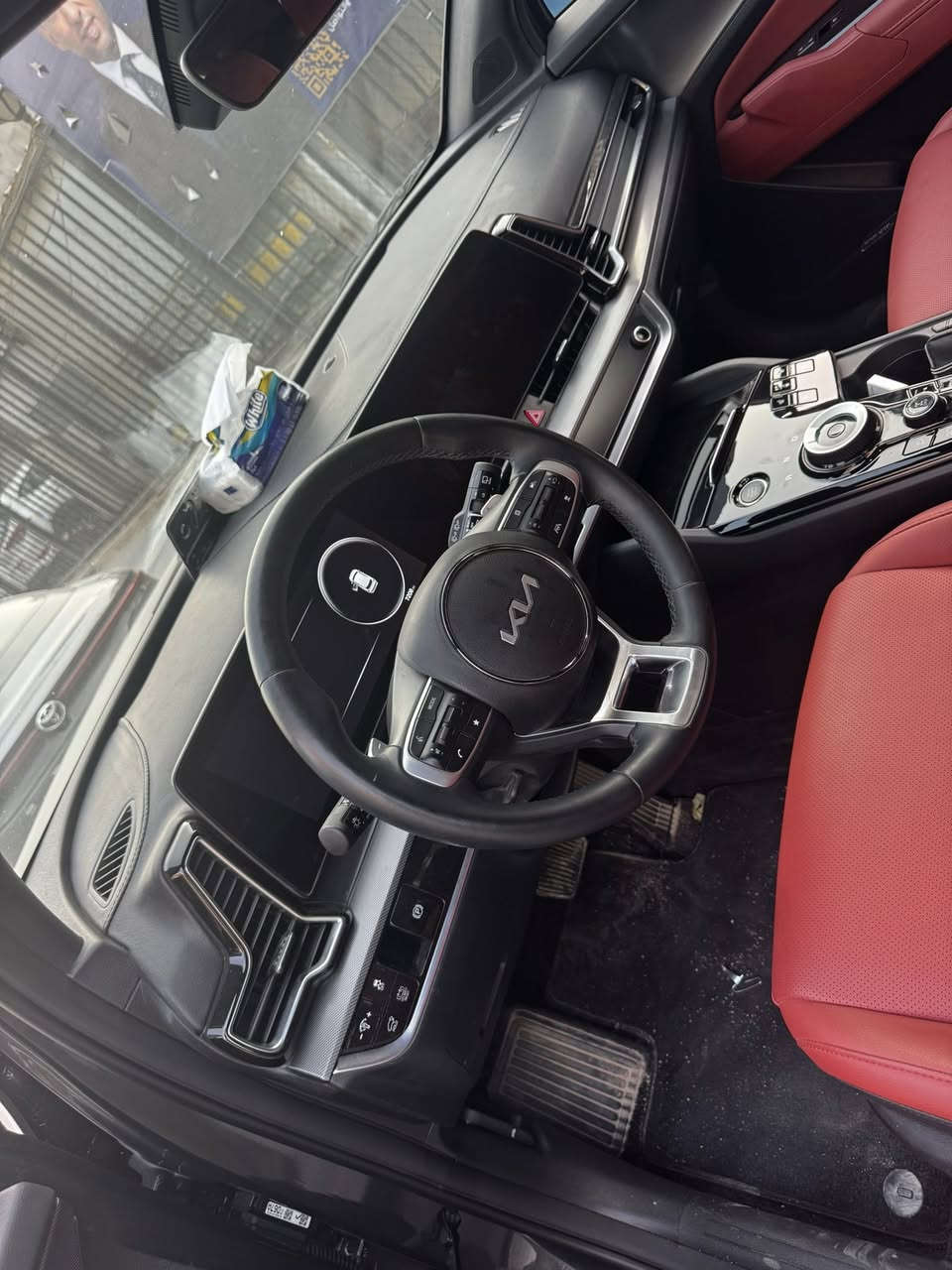 السلام عليكم كيا سبورتج موديل 2025 هايبرد فئة sx برستيج لون رصاصي فول الفول ماشية ٧ الف بدون صبغ تبديل فقط جاملغ ايمن وبنيد الضرر بسيط والتبديل نفس اللون الرقم بغداد 
العنوان بغداد السيدية تقاطع درويش السعر 235 ورقة
الهاتف *********** واتساب 

***********
