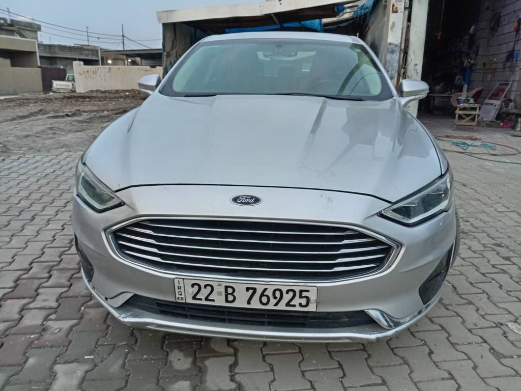 فوردفیوژن2019  SEL سعری 107وەرەقە دووپارچە *********** *********** دوپارچەکە چاملغی پێش وپشتی سبوخە بستێ سەرشانەکەی سبوخە لەگەل دۆسەی شوێن تەق تەق كويسينجاك, أربيل
