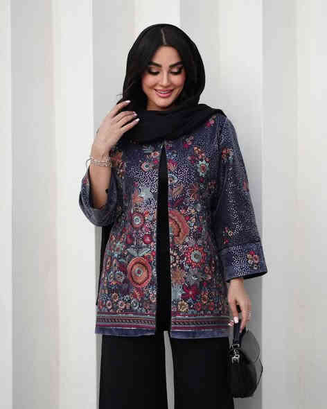 من رخصة الادمن 🩷🩷

جاكيتات قديفة هندي خامة ممتازة نقشات التطريز شغل أيد أيراني سعر 40 الف توصيل جميع المحافظات 
***********
#كشختي
