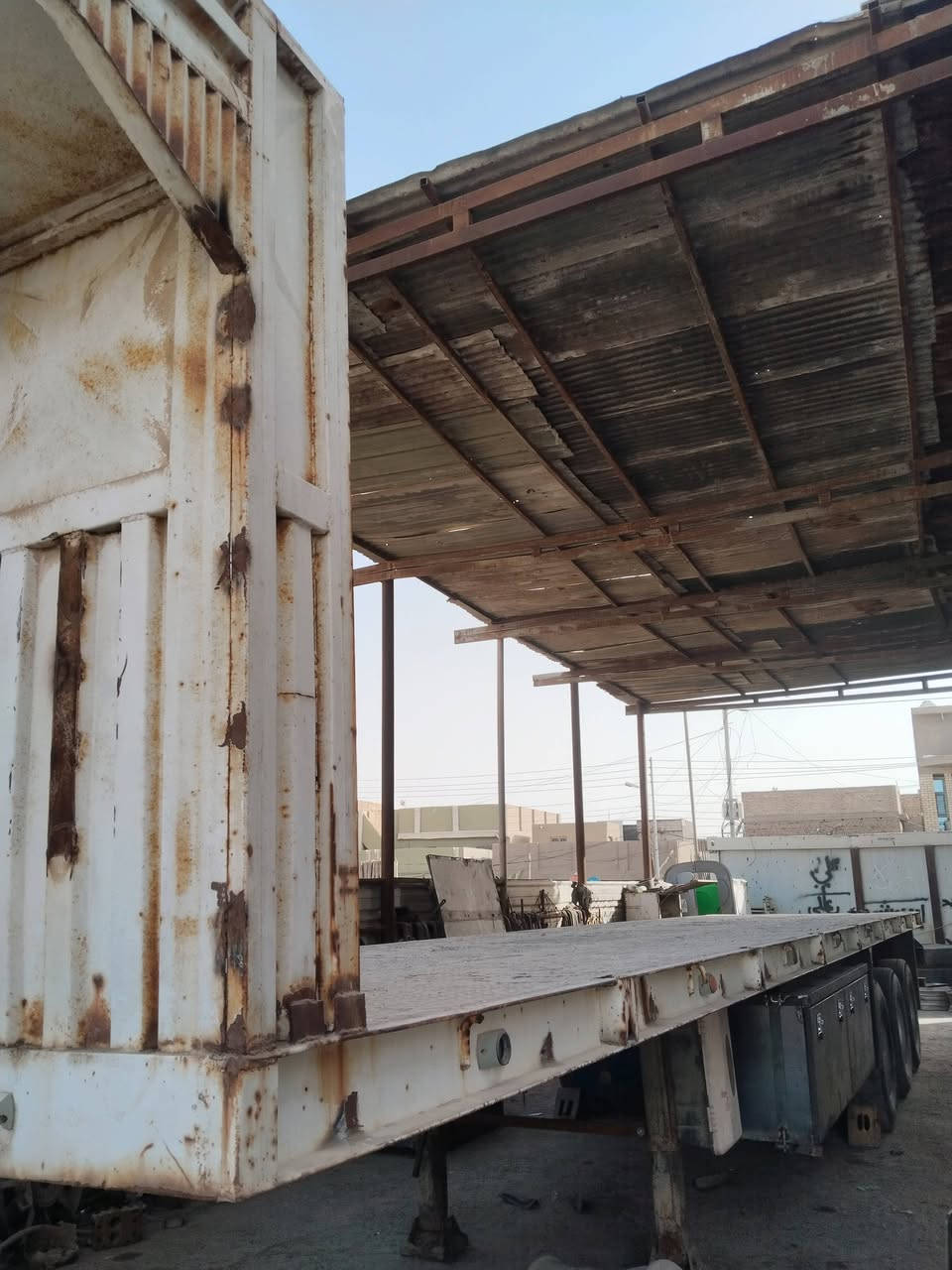 عربانه حداديه الطول 12 ونص شاصي مكفول ثلاث محاور  مدور ألماني عنوان حله شارع 80 اتصال ***********
