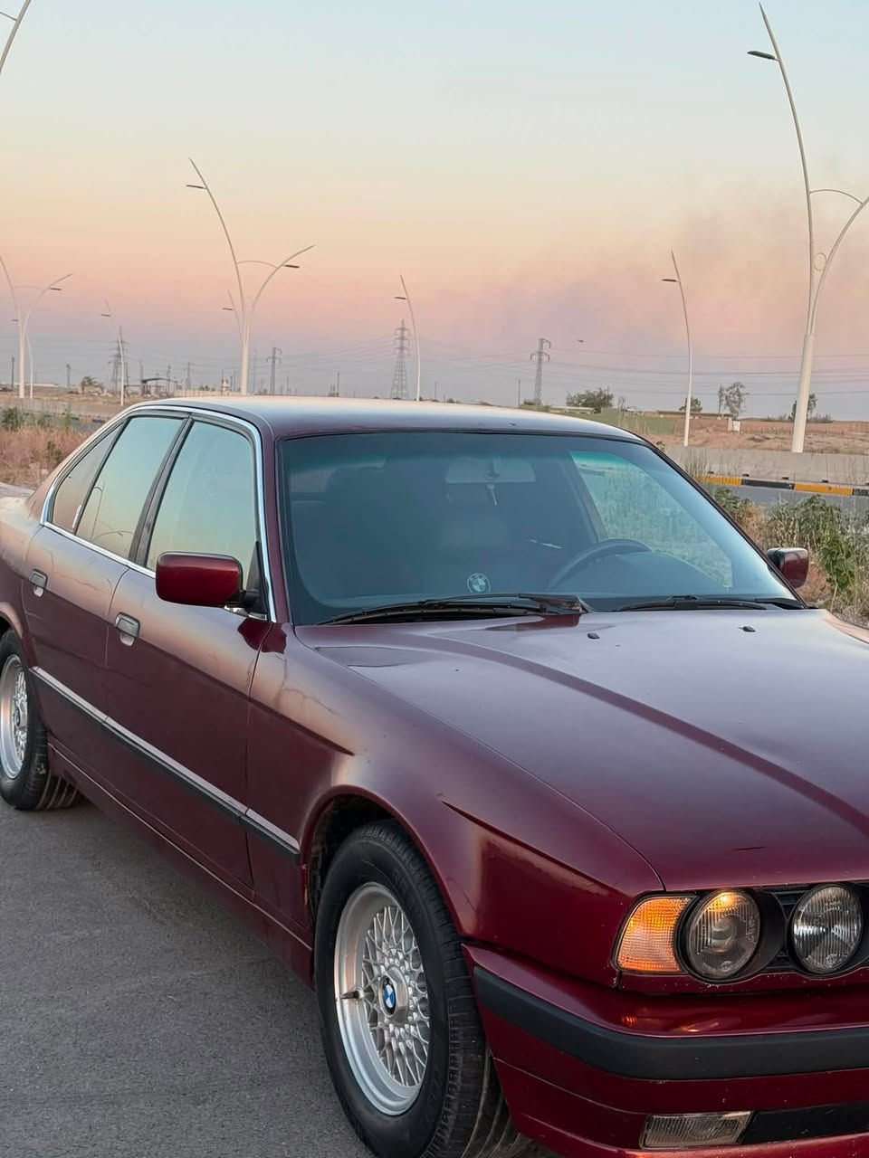 سلام عليكم اخوان
‏❗️BMW1994 اصل بليته وسنويه
❗️525مسكر فانوس
❗️رقم صلاح الدين
❗️صبغ عام جماليه بدون ضربه
❗️تبريد ثلج❄️ قطعتين
❗️صدر نضيف يخبل امامي خلفي sf
❗️دوشمه اسود ابواب وسقف كنتاره اسود
❗️دشبول اسود جديد شاده ايرباك
❗️لايت زنون عمل صلايب بلاجكتور بكلايت كل دخان
❗️جام كهرباء 
❗️جامه امامي جديد 
❗️باتري جديد 
❗️ويل خليه بلادي 15
❗️كير محرك اكسل فول
❗️وارد يابان 
❗️السياره منفوضه نفض بل كامل 

⚠️ملاحضه 
 فقط السنويه منتهيه صار سنه ونص
  وعليهما غرامات 200الف تنزل من السعر  
سعر 65 وبيها مجال 

***********
